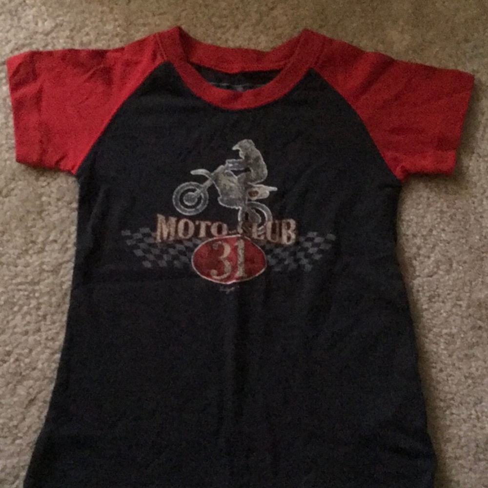 New thirty-one Moto Club boys tee